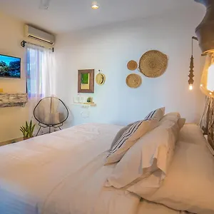*** Hotel Bric & Mexique